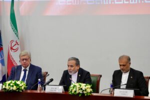 ایران و روسیه در برابر سیاست‌های سلطه‌طلبانه آمریکا مواضع یکسان دارند
