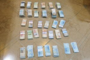 کشف پول قبل از خروج از کشور در هنگ مرزی تایباد